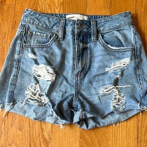 Garage Ripped Mom shorts